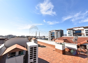 Просторный пентхаус 5+1 с собственной сауной