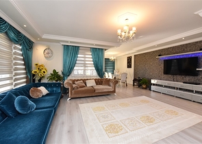 Просторный пентхаус 5+1 с собственной сауной