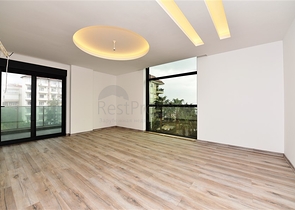 Просторна четырехкомнатная квартира в самом сердце Алании