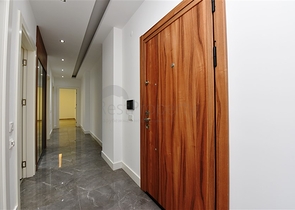 Просторна четырехкомнатная квартира в самом сердце Алании