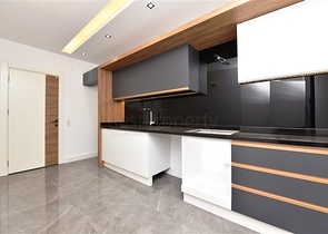 Просторна четырехкомнатная квартира в самом сердце Алании