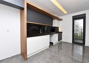 Просторна четырехкомнатная квартира в самом сердце Алании