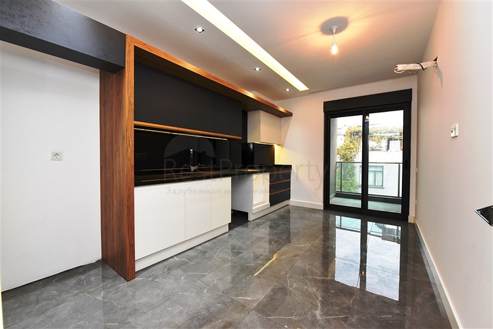 Квартира 3+1 в центре Алании в 150 м от моря в новом современном комплексе 