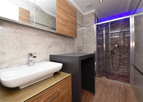 Квартира 3+1 в центре Алании в 150 м от моря в новом современном комплексе 