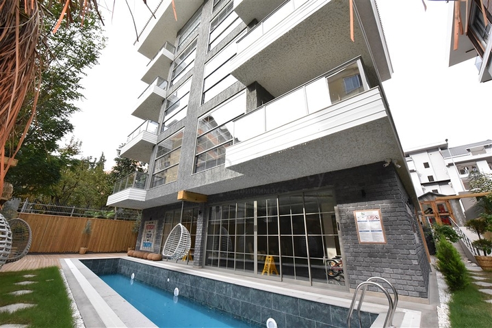 Новая трехкомнатная квартира в районе пляжа Клеопатры 