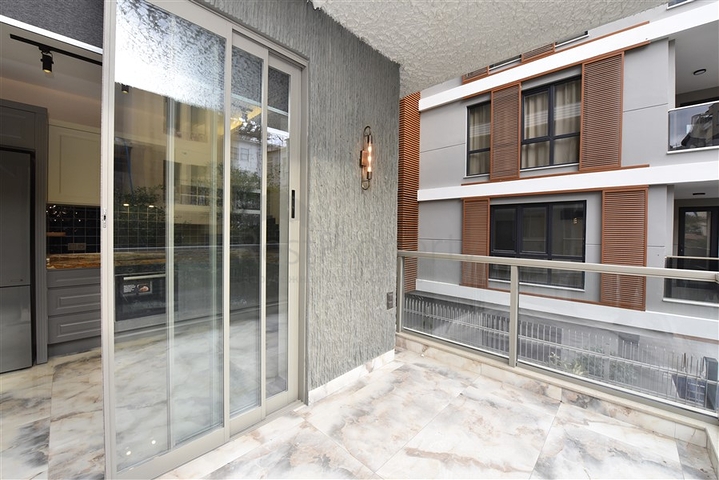 Новая трехкомнатная квартира в районе пляжа Клеопатры 