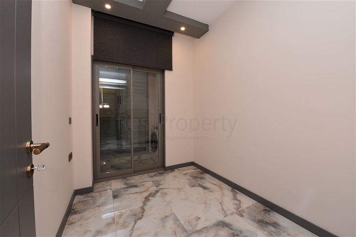 Новая трехкомнатная квартира в районе пляжа Клеопатры 