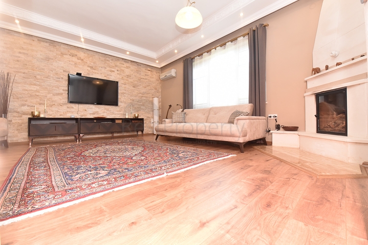 Просторная вилла в районе Оба