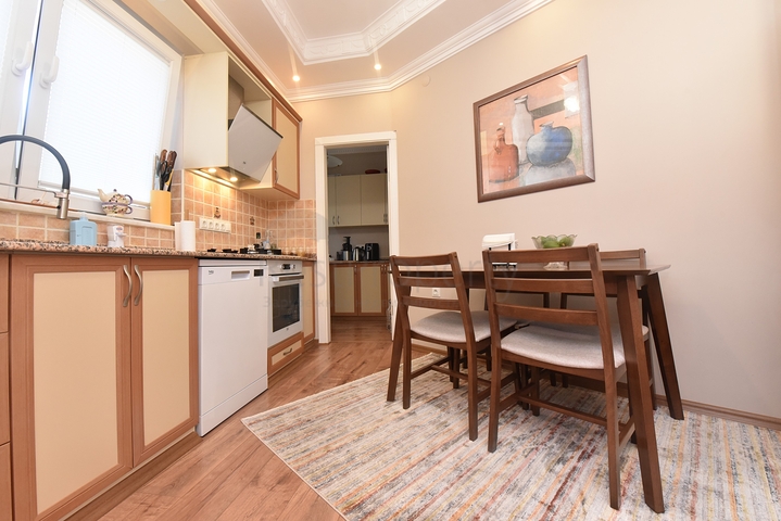 Просторная вилла в районе Оба