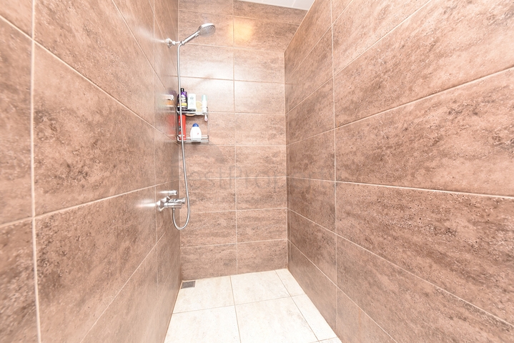 Просторная вилла в районе Оба