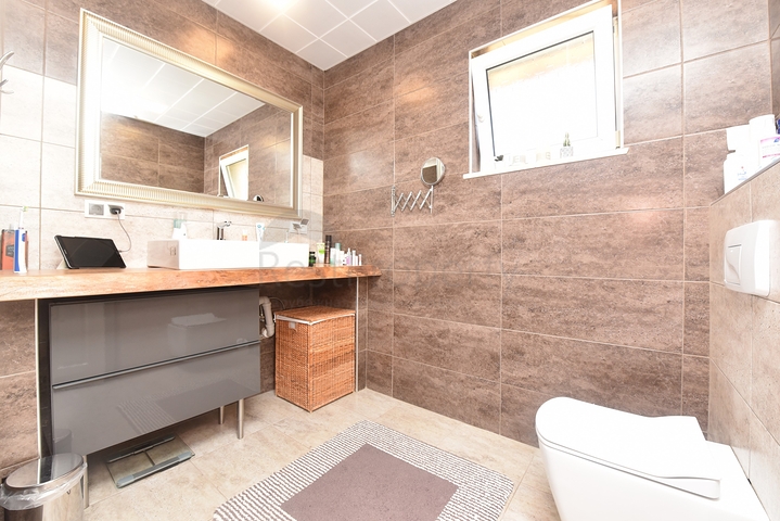 Просторная вилла в районе Оба