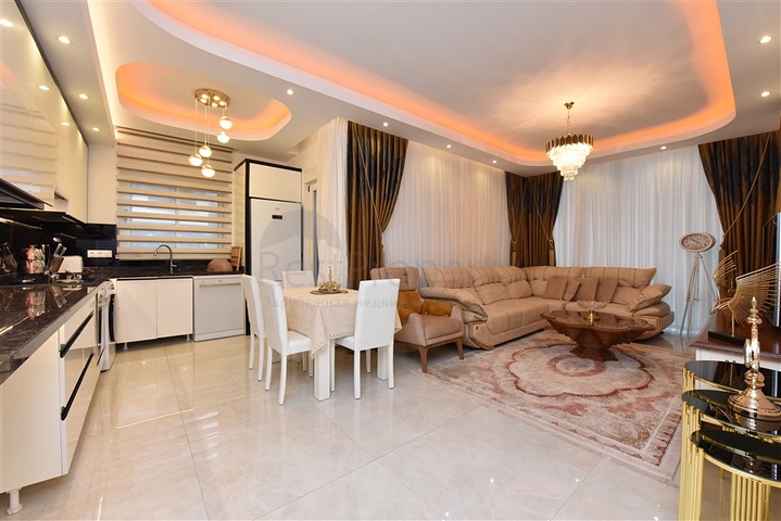 Шикарная трехкомнатная квартира в центре Махмутлара