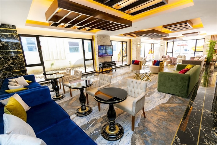 Шикарная трехкомнатная квартира в центре Махмутлара