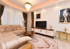 Шикарная трехкомнатная квартира в центре Махмутлара