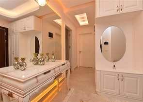 Шикарная трехкомнатная квартира в центре Махмутлара