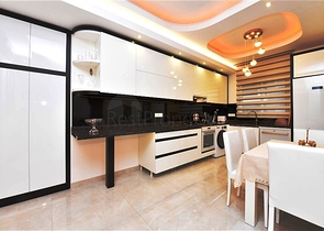 Шикарная трехкомнатная квартира в центре Махмутлара