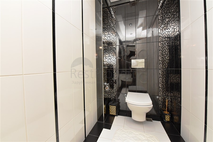 Вилла 5+2 с шикарным видом в центре Алании