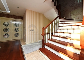 Вилла 5+2 с шикарным видом в центре Алании