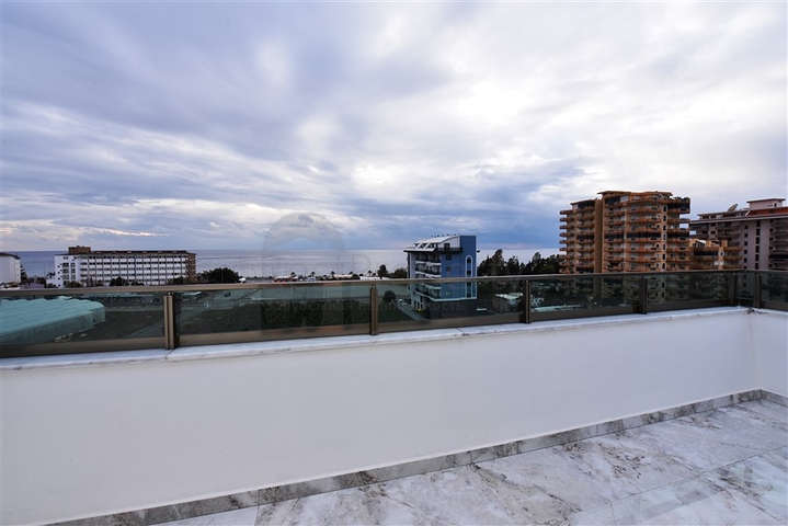 Продается пентхаус 4+1 в районе Каргыджак