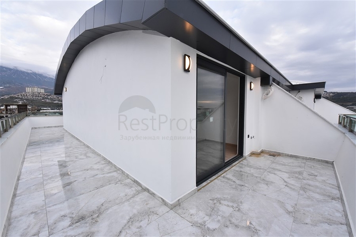 Продается пентхаус 4+1 в районе Каргыджак