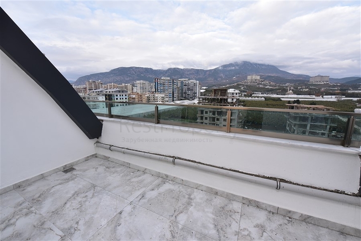 Продается пентхаус 4+1 в районе Каргыджак