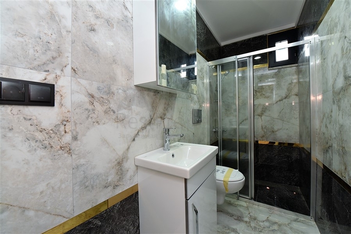 Просторный пентхаус 4+1 в новом комплексе