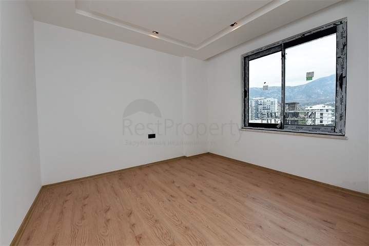 Просторный пентхаус 4+1 в новом комплексе