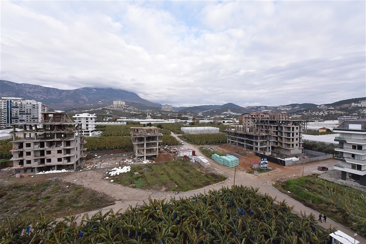 Просторный пентхаус 4+1 в новом комплексе