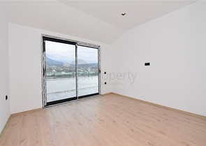 Просторный пентхаус 4+1 в новом комплексе