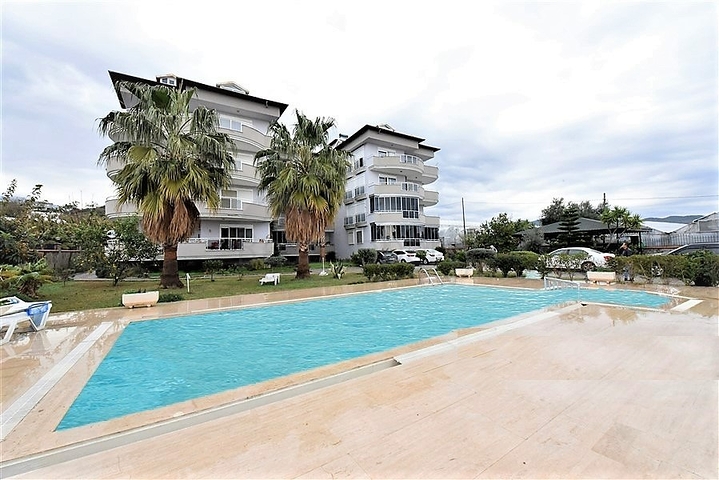 Просторный пентхаус с видом на Средиземное море 