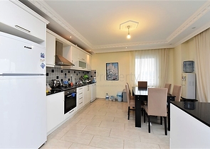 Просторный пентхаус с видом на Средиземное море 