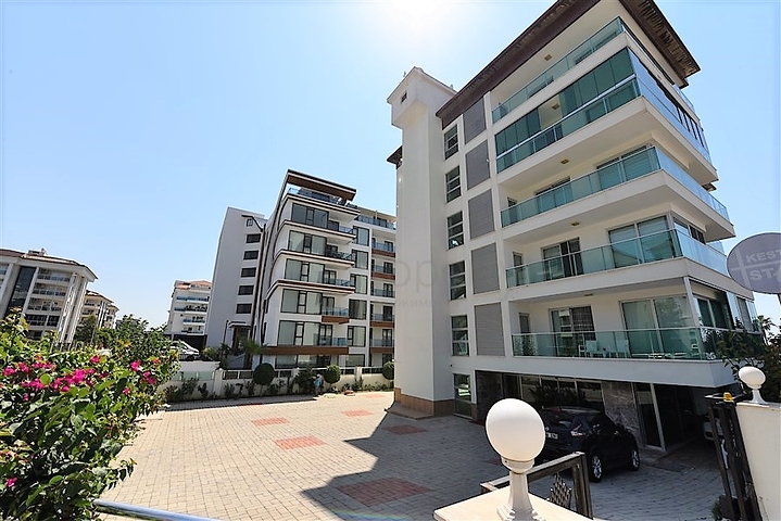 Апартаменты 2+1 с видом на море в Кестель