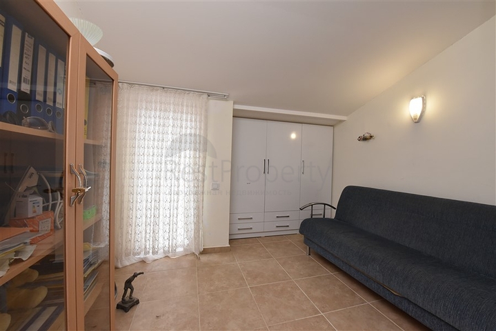 Уютный меблированный пентхаус 3+1