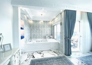 Королевский пентхаус 4+1 в элитном комплексе в районе Махмутлар