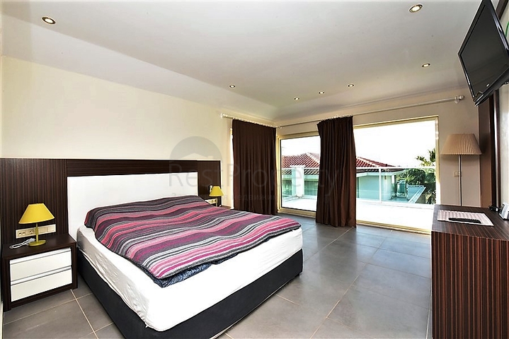 Четырехспальный  пентхаус в районе Каргыджак