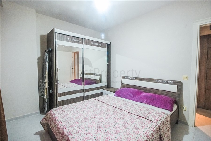 Меблированная квартира 1+1 в центре района Махмутлар