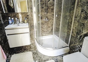 Трехкомнатный пентхаус с видом на море