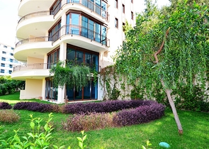 Трехкомнатный пентхаус с видом на море