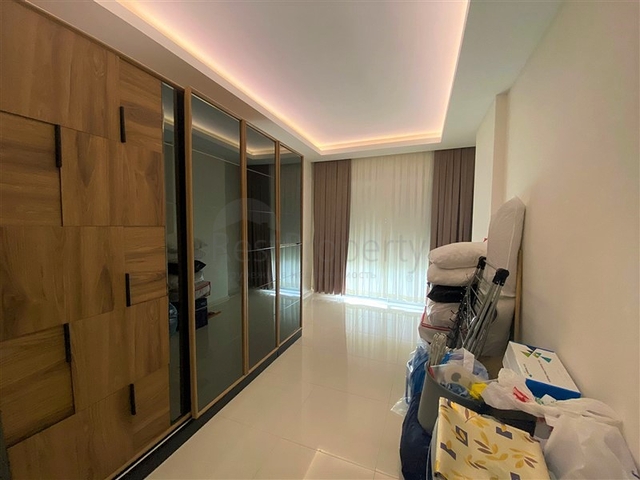 Светлая квартира 2+1 в Махмутларе на высоком этаже