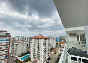 Светлая квартира 2+1 в Махмутларе на высоком этаже