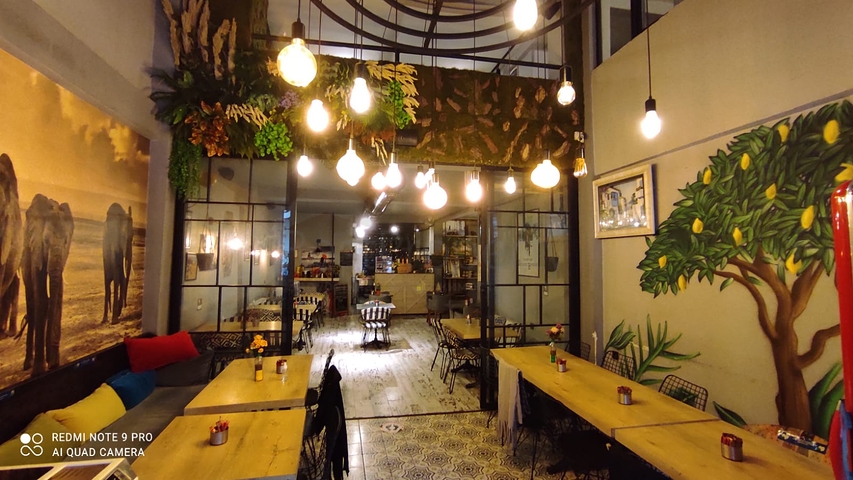 Возле площади Шириневлер продажа коммерческого помещения с действующим бизнесом- Кафе Возле площади Шириневлер продажа коммерческого помещения с действующим бизнесом- Кафе