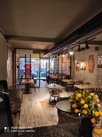 Возле площади Шириневлер продажа коммерческого помещения с действующим бизнесом- Кафе Возле площади Шириневлер продажа коммерческого помещения с действующим бизнесом- Кафе