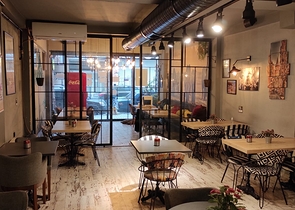 Возле площади Шириневлер продажа коммерческого помещения с действующим бизнесом- Кафе Возле площади Шириневлер продажа коммерческого помещения с действующим бизнесом- Кафе