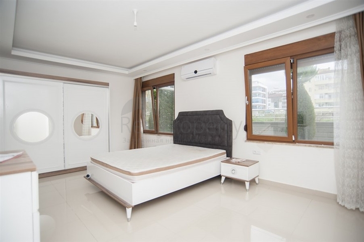 Дуплекс 3+1 с мебелью рядом с морем в районе Кестель