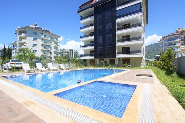 Дуплекс 3+1 с мебелью рядом с морем в районе Кестель