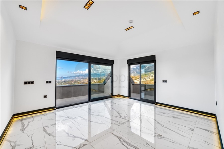 Эксклюзивная вилла с потрясающим видом на Средиземное море