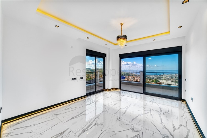 Эксклюзивная вилла с потрясающим видом на Средиземное море