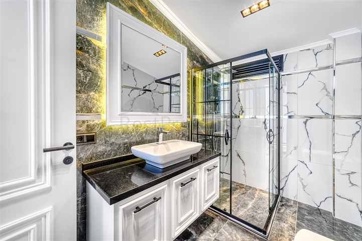 Эксклюзивная вилла с потрясающим видом на Средиземное море