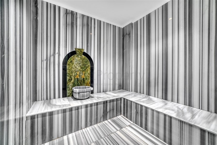 Эксклюзивная вилла с потрясающим видом на Средиземное море