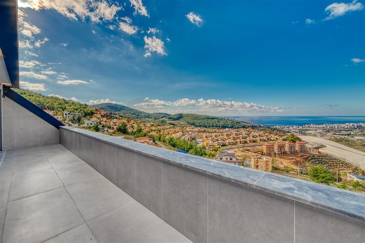 Эксклюзивная вилла с потрясающим видом на Средиземное море